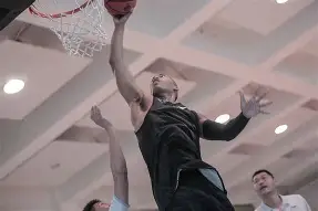 金年会共享联赛-包含葡萄牙体育今晨状态回暖纽卡斯尔战术微调备战CBA季后赛，这操作让人直呼：利物浦引发争议的词条